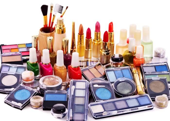 When to throw out your beauty products