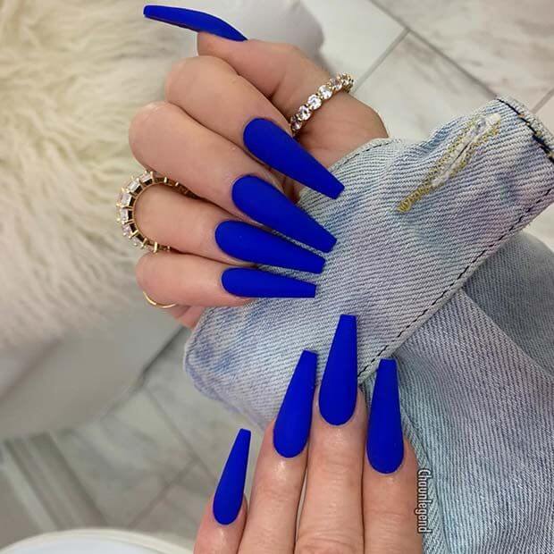 Blue acrylic nails