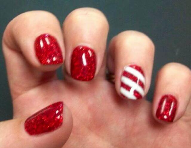 Candy cone Christmas nails
