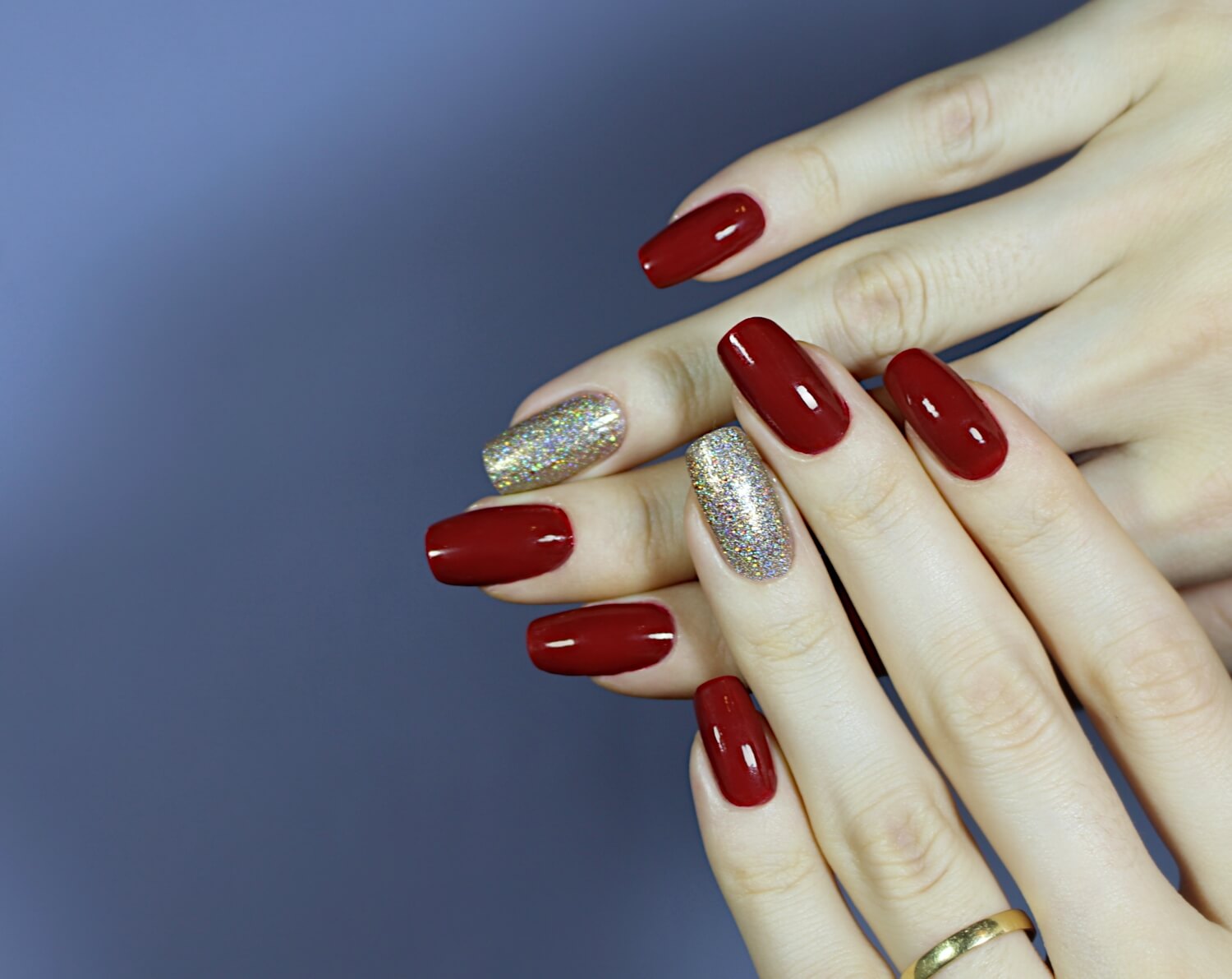 Cranberry–colored nails for Christmas
