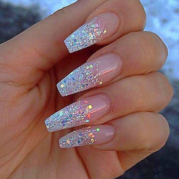 Sparkly acrylic nails