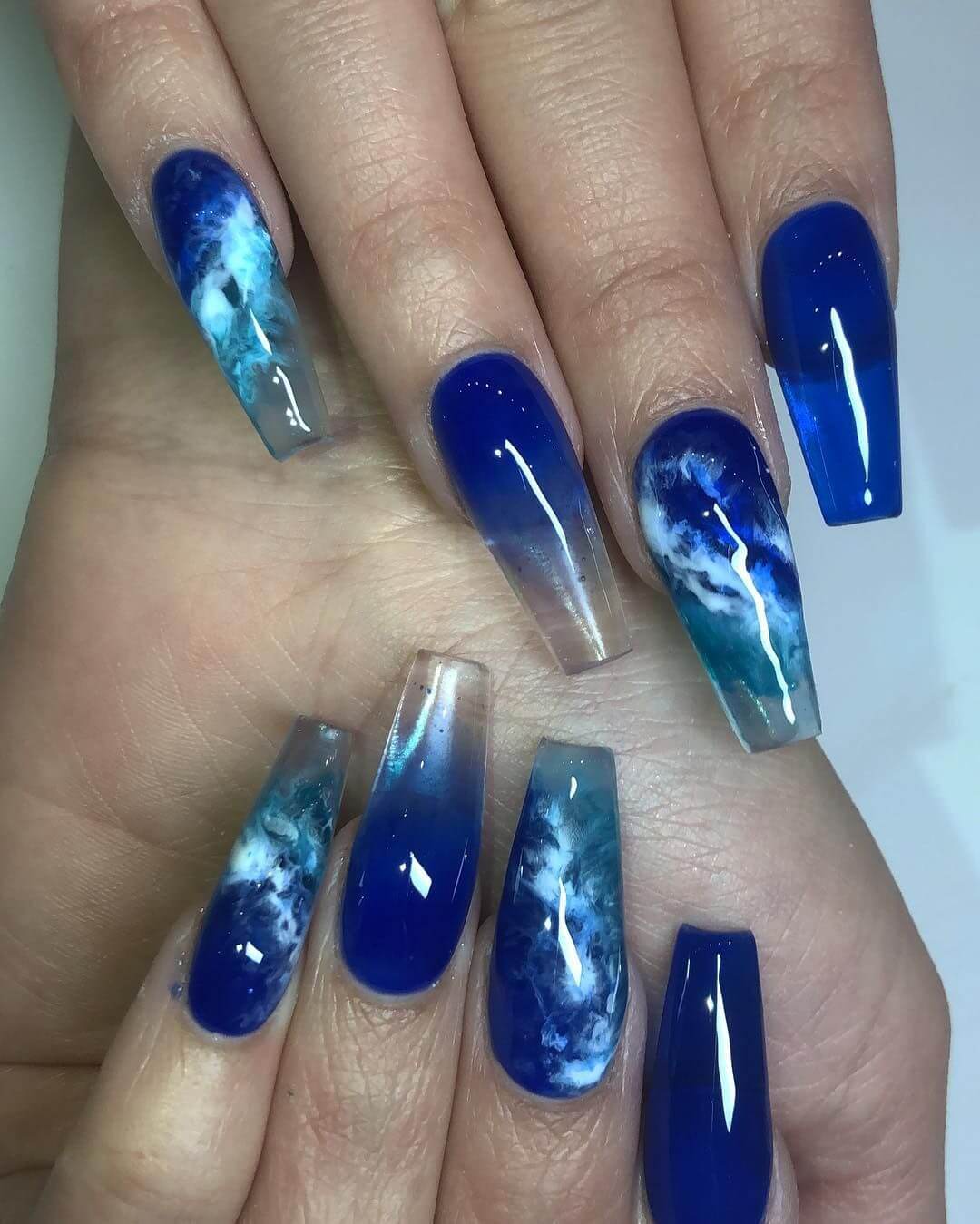 This ocean design for acrylic nails