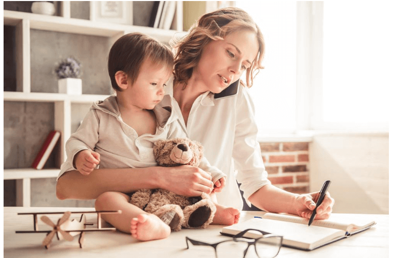 A Mom’s Guide to Balancing Work & School Schedules